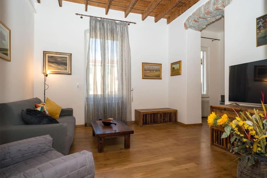 A Casa Di Ce' Apartment La Spezia Bagian luar foto